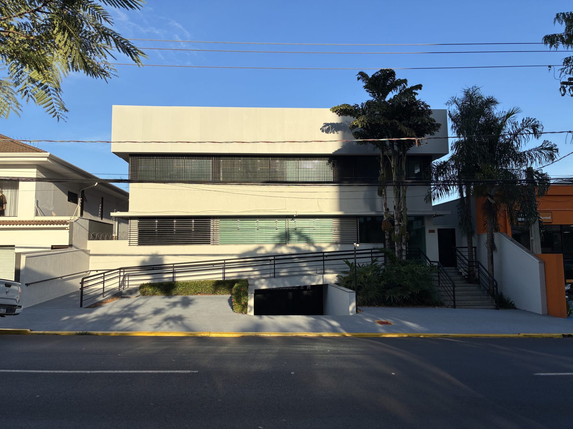 Ed. Comercial Av. João Fiusa